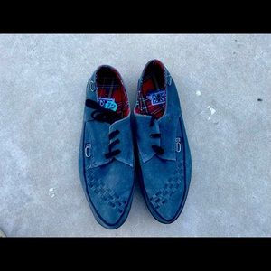 Mens Shoes